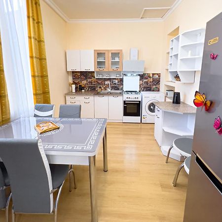 Apartment Deme Kutaisi Exterior photo